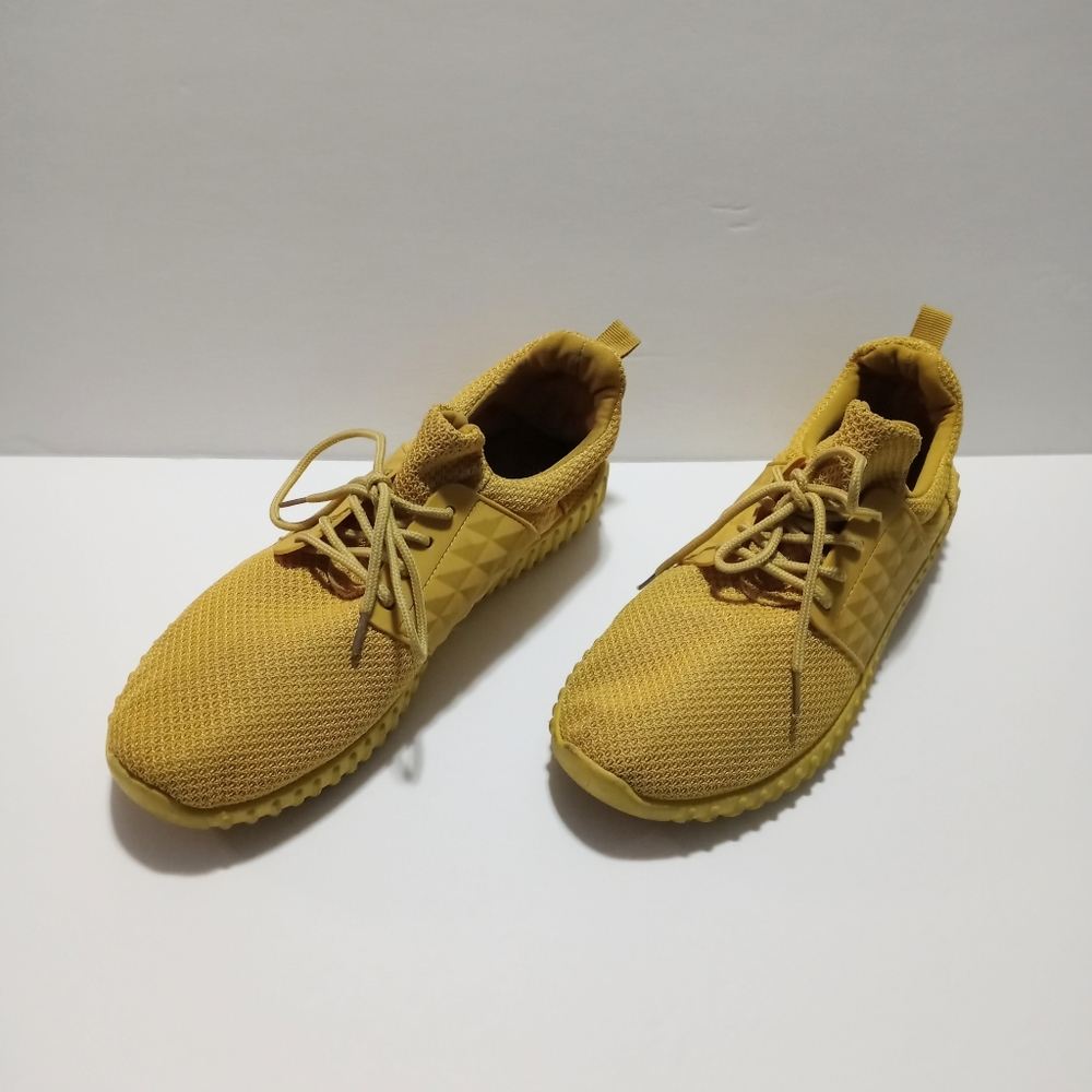 Take A Walk Women's Shoes Size 9 Yellow Sneakers.